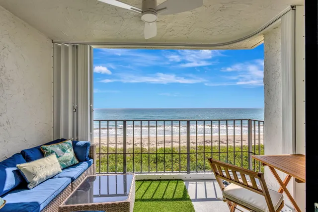 $2,700 | 9400 South Ocean Drive, Unit 405, Jensen Beach, FL 34957