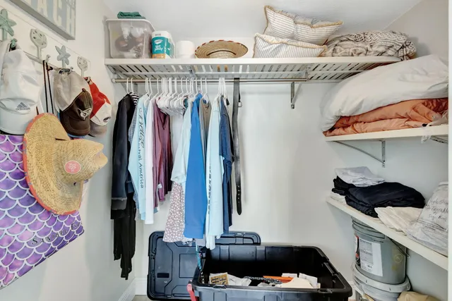 $2,700 | 9400 South Ocean Drive, Unit 405, Jensen Beach, FL 34957