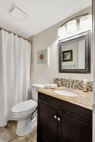 $2,700 | 9400 South Ocean Drive, Unit 405, Jensen Beach, FL 34957