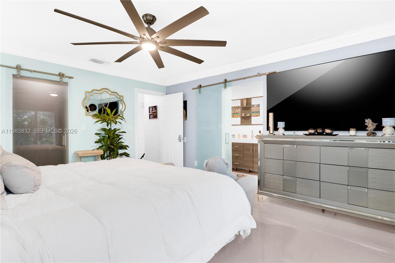 14716 Southwest 111th Terrace Miami, FL 33196 - Photo 11 of 28
