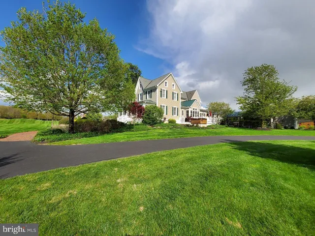 $1,800,000 | 40 Foellner Lane, Ottsville, PA 18942