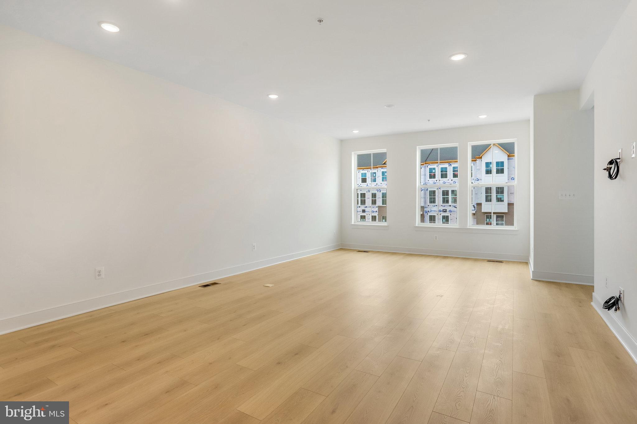 706 Iron Frg Road Frederick, MD 21702 - Photo 11 of 40 Great Room