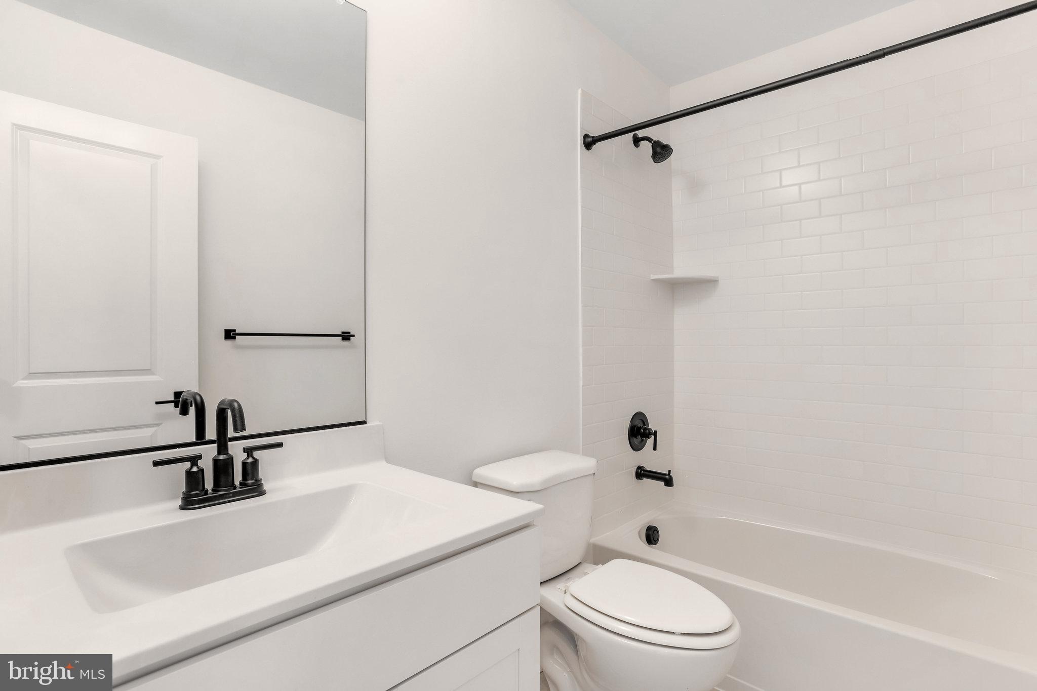 706 Iron Frg Road Frederick, MD 21702 - Photo 29 of 40 Hall Bath