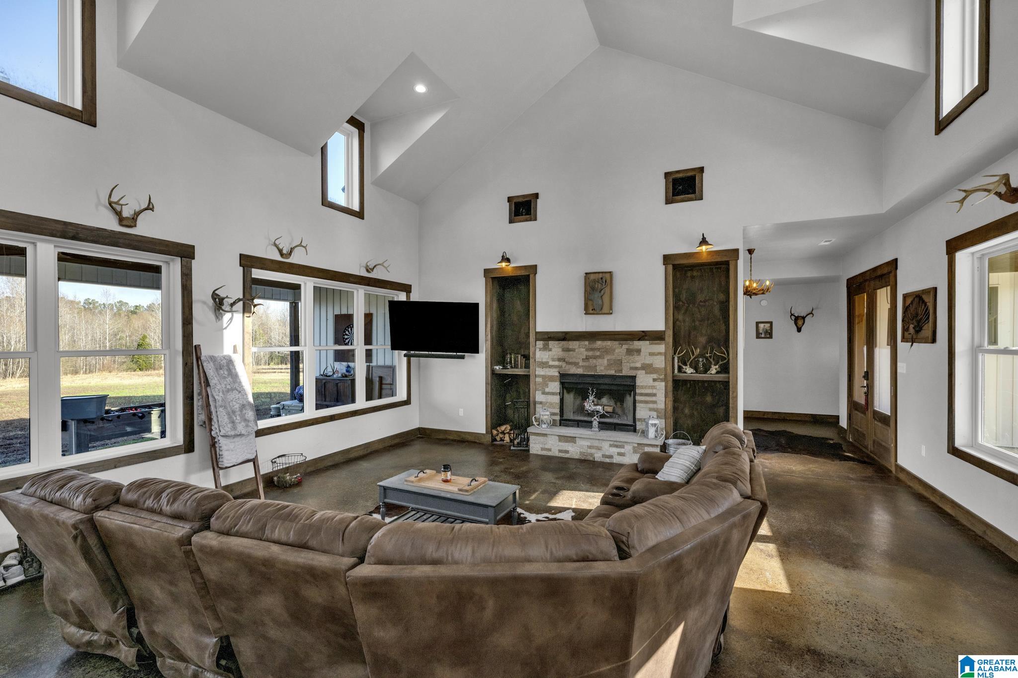 941 Hamm Road Blountsville, AL 35031 - Photo 4 of 67