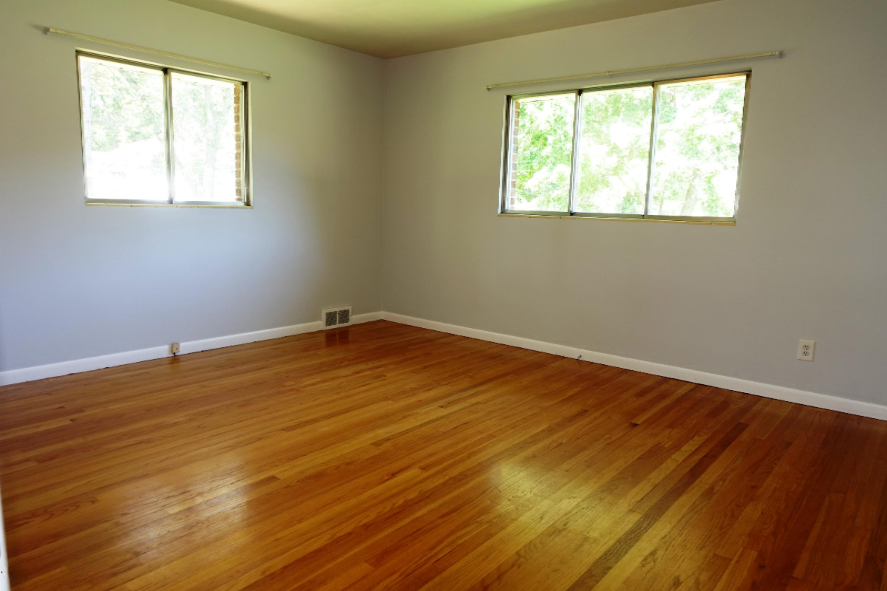 6300 Cascade Road Southeast Grand Rapids, MI 49546 - Photo 17 of 26 17 - MSTR BR01