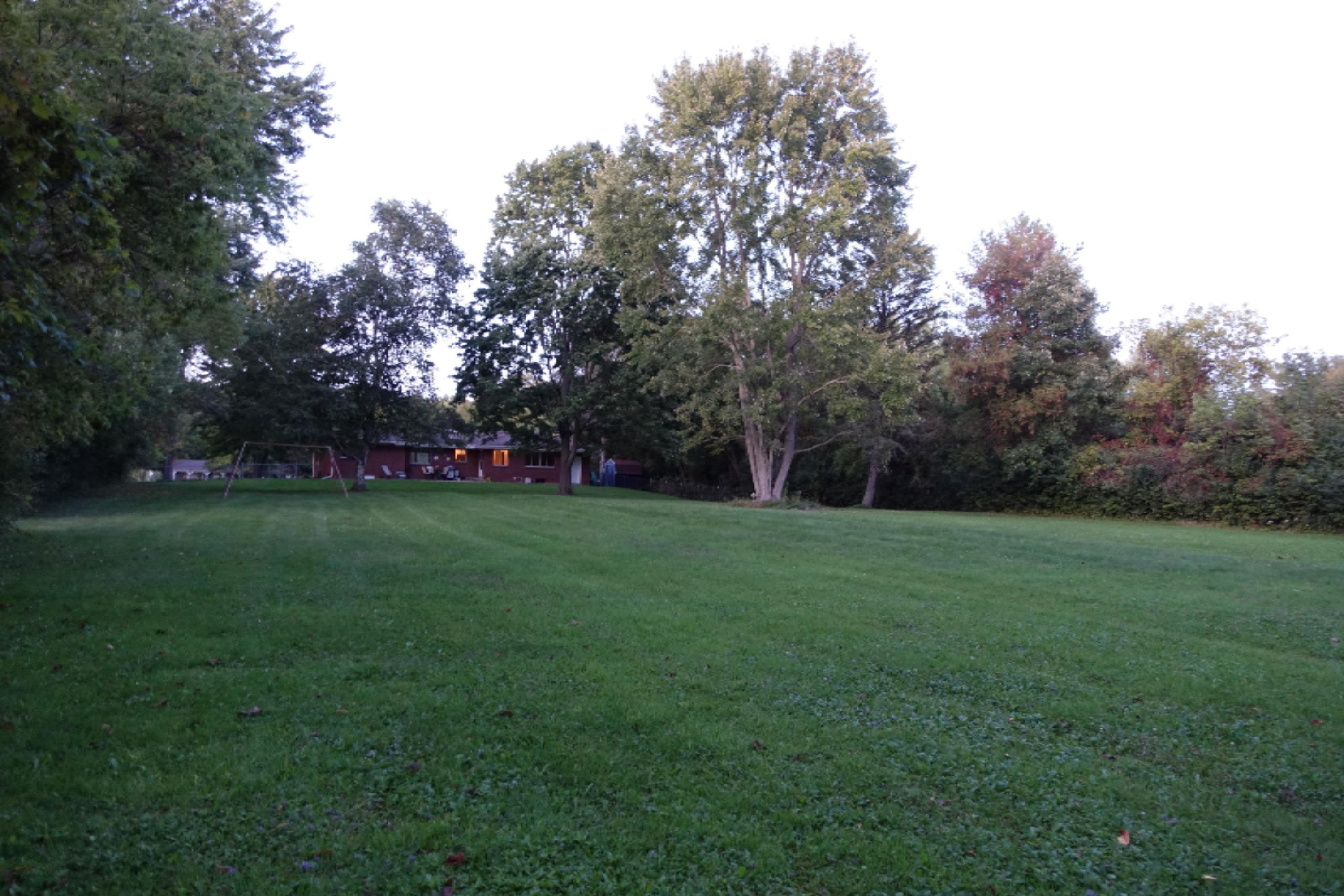 6300 Cascade Road Southeast Grand Rapids, MI 49546 - Photo 23 of 26 23 - Back Yardr
