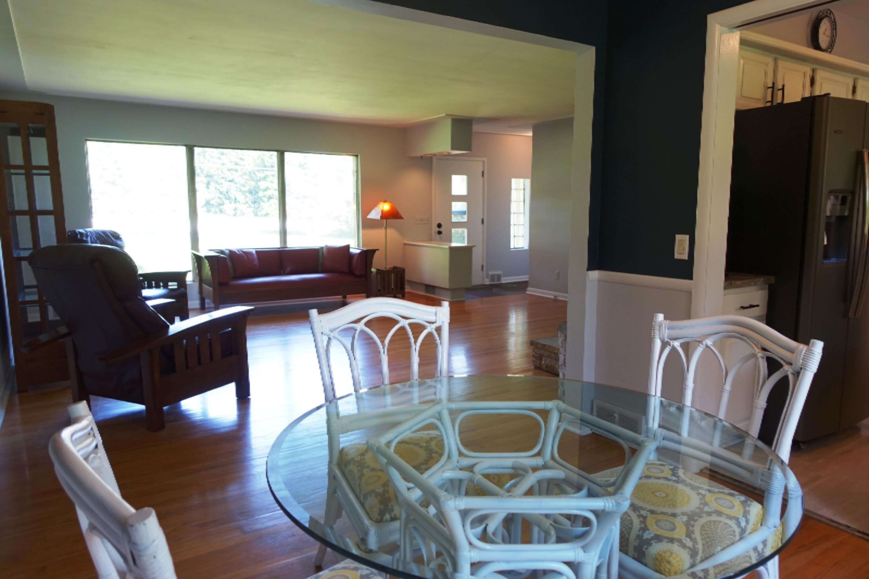 6300 Cascade Road Southeast Grand Rapids, MI 49546 - Photo 7 of 26 07 - Dining Area02