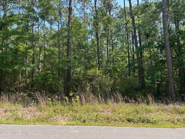 $10,000 | Sycamore, Ocean Springs, MS 39564