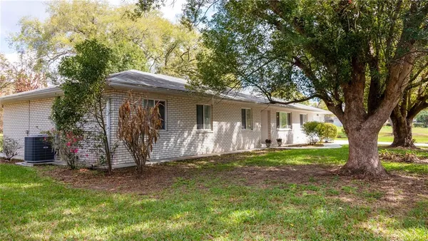 $450,000 | 215 Morningside Drive, Valrico, FL 33594