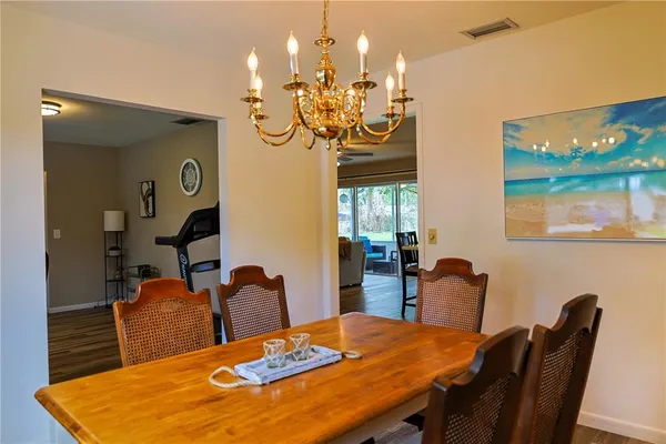 $450,000 | 215 Morningside Drive, Valrico, FL 33594