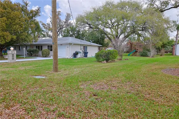 $450,000 | 215 Morningside Drive, Valrico, FL 33594