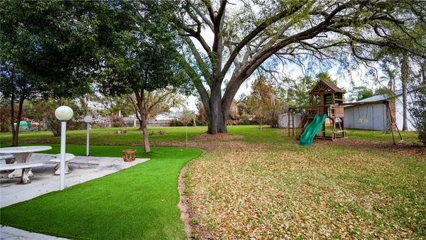 $450,000 | 215 Morningside Drive, Valrico, FL 33594