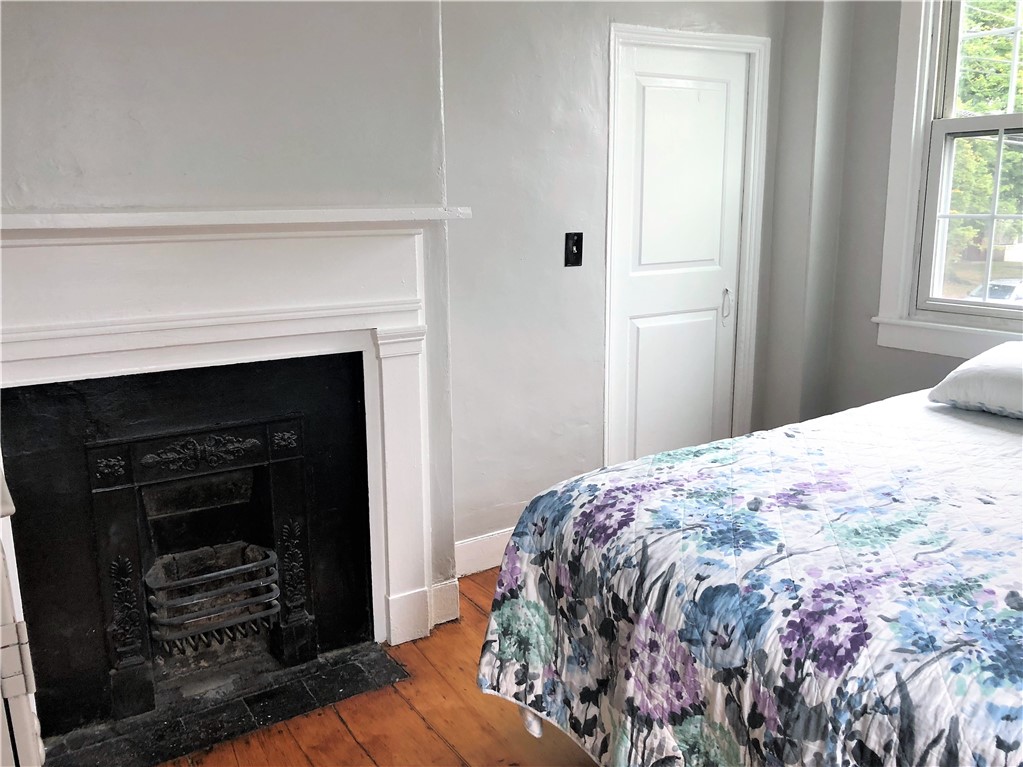 283 Spring Street, Unit 2 Newport, RI 02840 - Photo 12 of 14