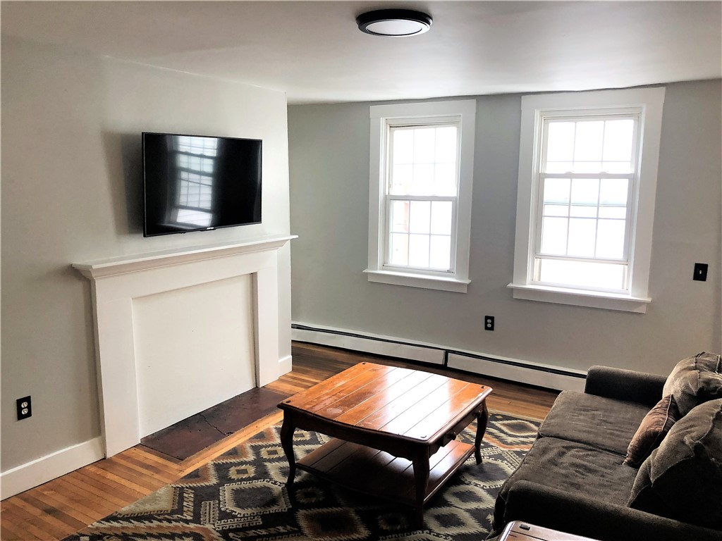 283 Spring Street, Unit 2 Newport, RI 02840 - Photo 2 of 14