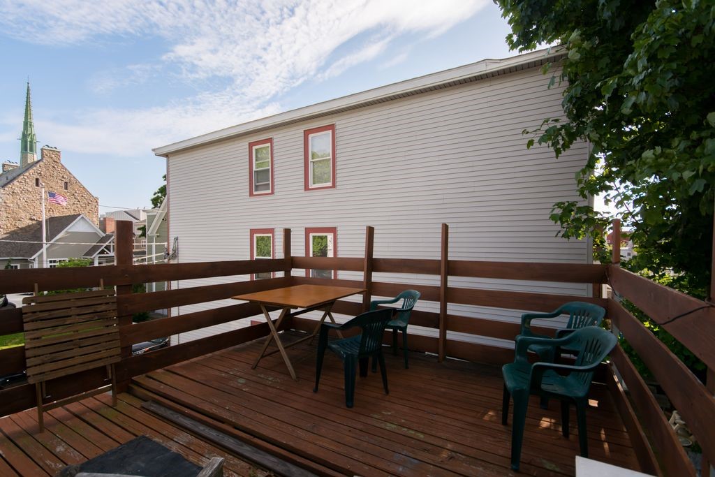 283 Spring Street, Unit 2 Newport, RI 02840 - Photo 3 of 14