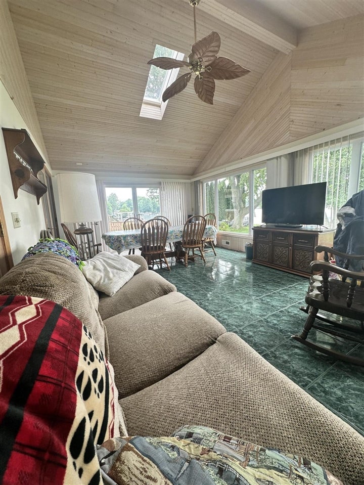 347 Plank Road Hudson, MI 49247 - Photo 15 of 21 Gallery Image 15
