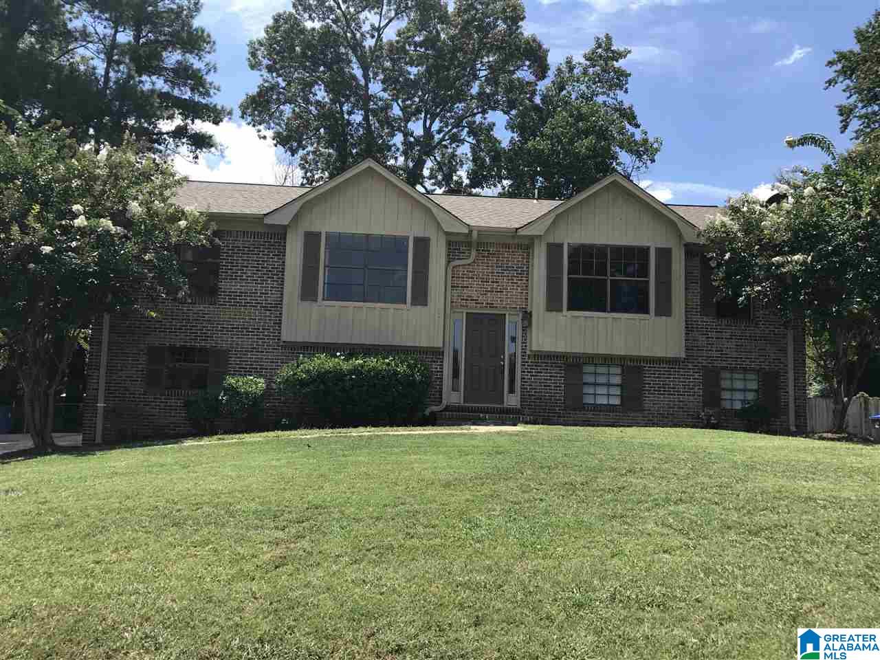1065 Caribbean Circle Alabaster, AL 35007 - Photo 1 of 13