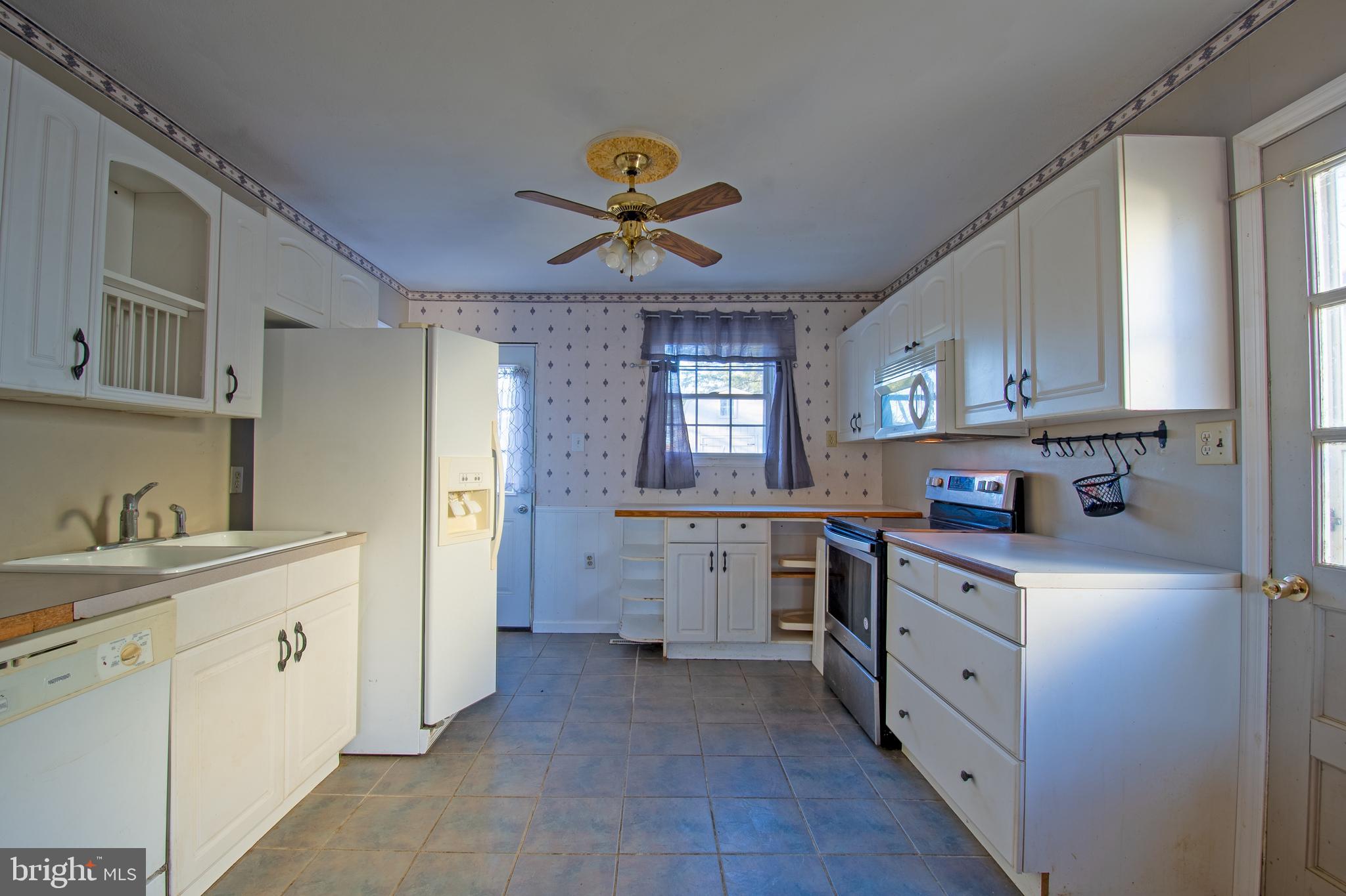 164 Mitscher Road Dover, DE 19901 - Photo 4 of 18 Gallery Image 4