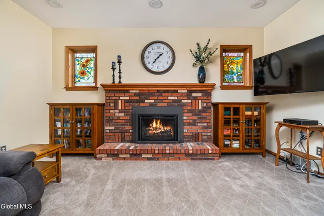 $599,900 | 1008 Di Bella Drive, Schenectady, NY 12303