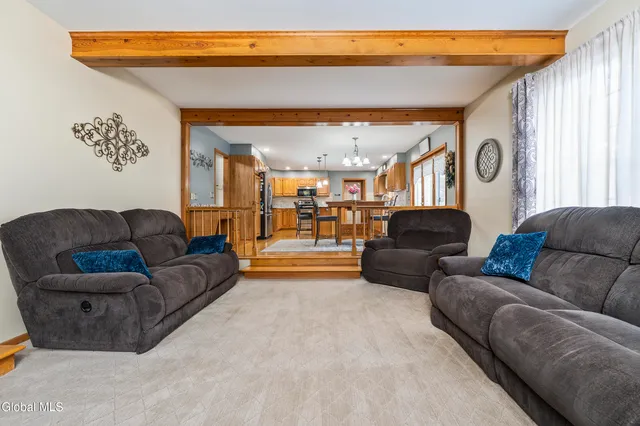 $599,900 | 1008 Di Bella Drive, Schenectady, NY 12303