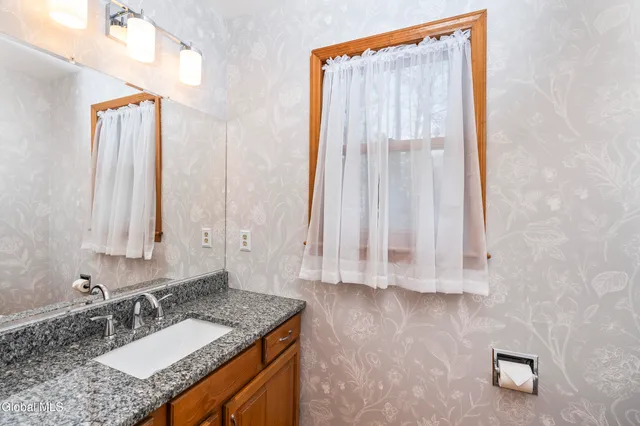 $599,900 | 1008 Di Bella Drive, Schenectady, NY 12303