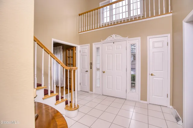 $599,900 | 1008 Di Bella Drive, Schenectady, NY 12303