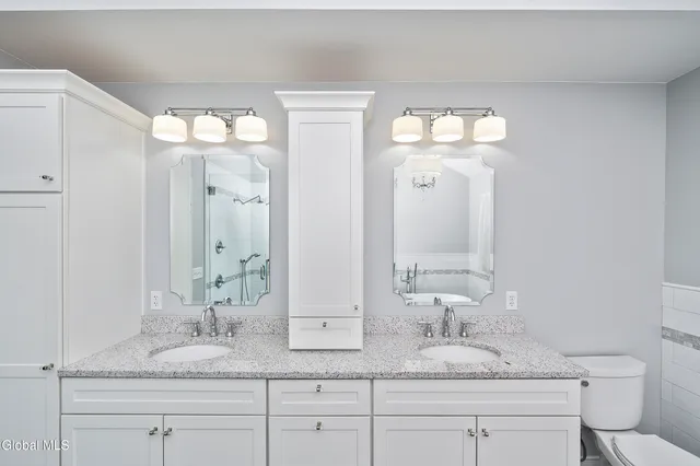 $599,900 | 1008 Di Bella Drive, Schenectady, NY 12303