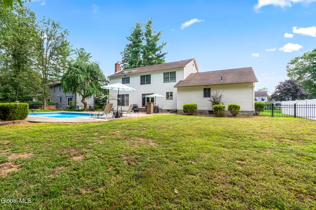 $599,900 | 1008 Di Bella Drive, Schenectady, NY 12303