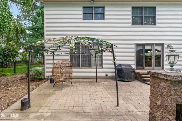 $599,900 | 1008 Di Bella Drive, Schenectady, NY 12303