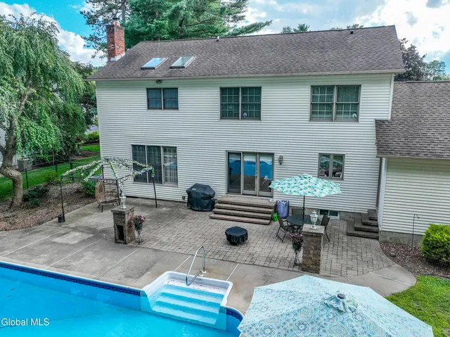 $599,900 | 1008 Di Bella Drive, Schenectady, NY 12303