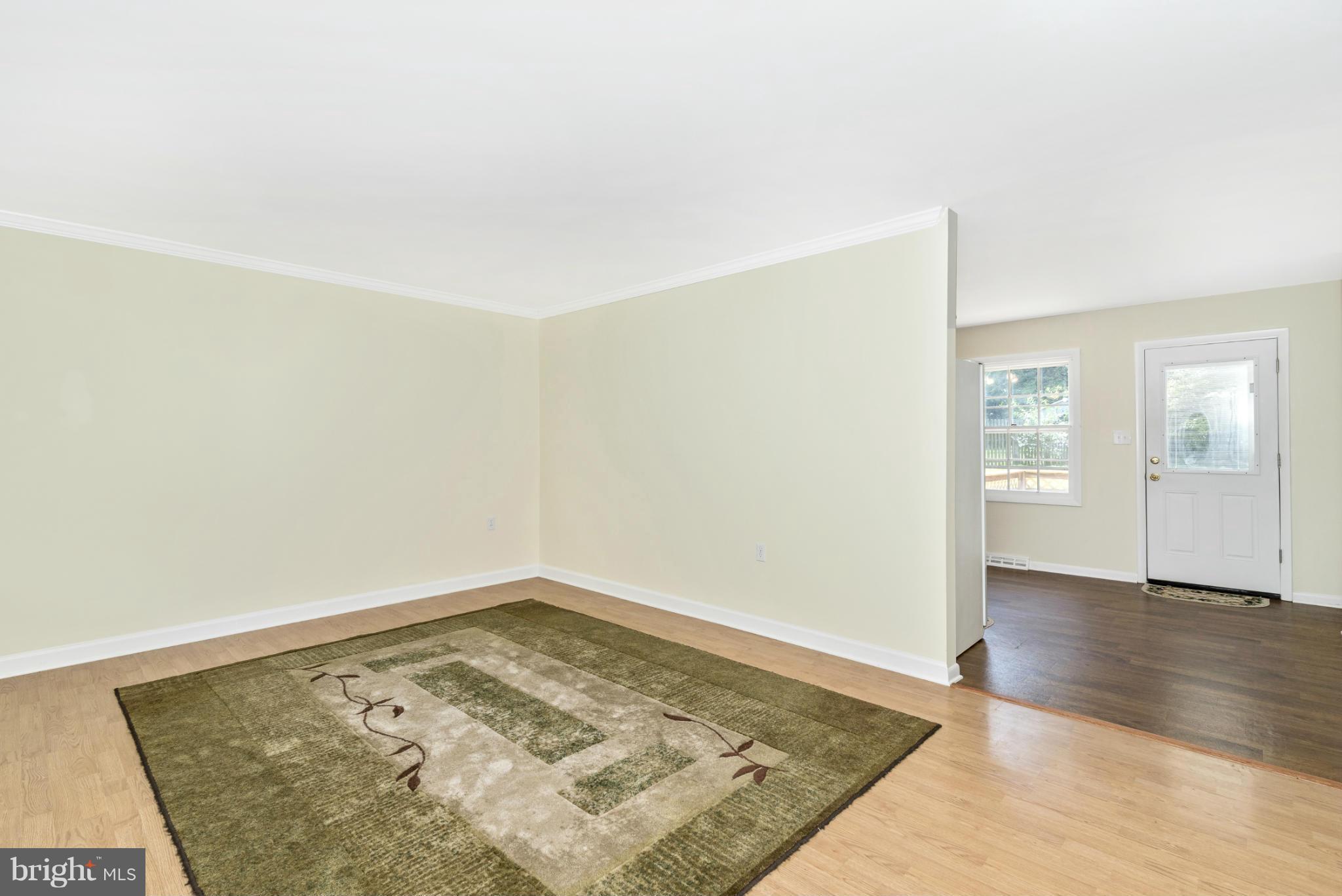 1634 Gibbons Road Point of Rocks, MD 21777 - Photo 4 of 22 Living Room