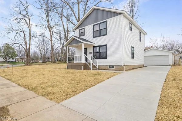 $289,000 | 1334 Hazelwood Avenue, Akron, OH 44305