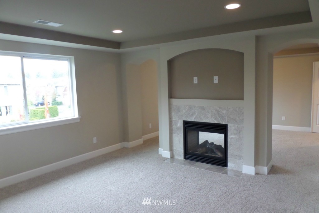 3818 163rd Place Southeast Bothell, WA 98012 - Photo 8 of 14 Gallery Image 8