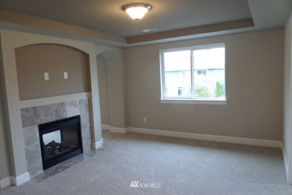 3818 163rd Place Southeast Bothell, WA 98012 - Photo 9 of 14 Gallery Image 9