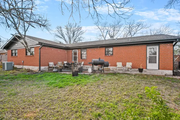 $2,500 | 11805 Oak Trail, Austin, TX 78753