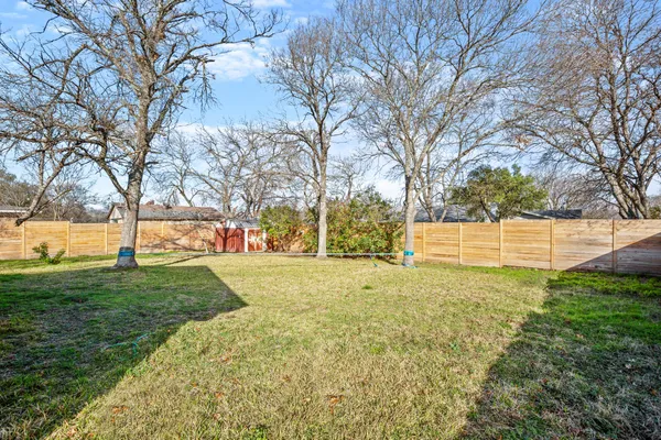 $2,500 | 11805 Oak Trail, Austin, TX 78753