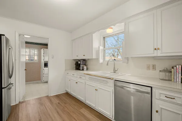 $2,500 | 11805 Oak Trail, Austin, TX 78753