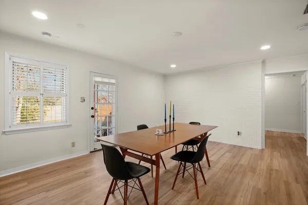 $2,500 | 11805 Oak Trail, Austin, TX 78753