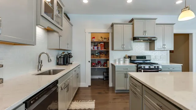 $624,900 | 51025 Ridge View Road, Osseo, WI 54758