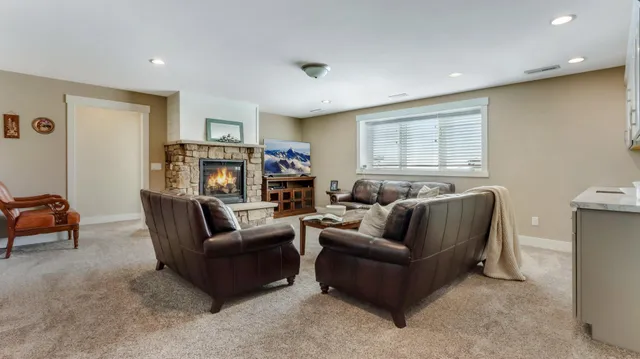 $624,900 | 51025 Ridge View Road, Osseo, WI 54758