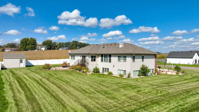 $624,900 | 51025 Ridge View Road, Osseo, WI 54758