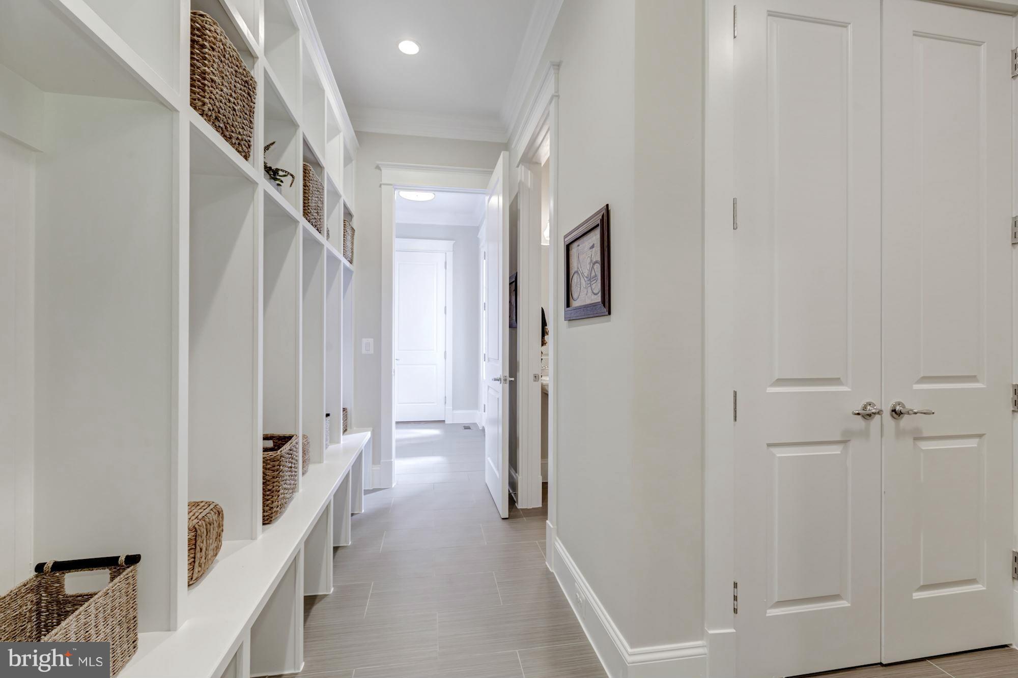1600 Brookside Road McLean, VA 22101 - Photo 14 of 29 Mudroom w/built-in cubbies, 2 closets, WI pantry