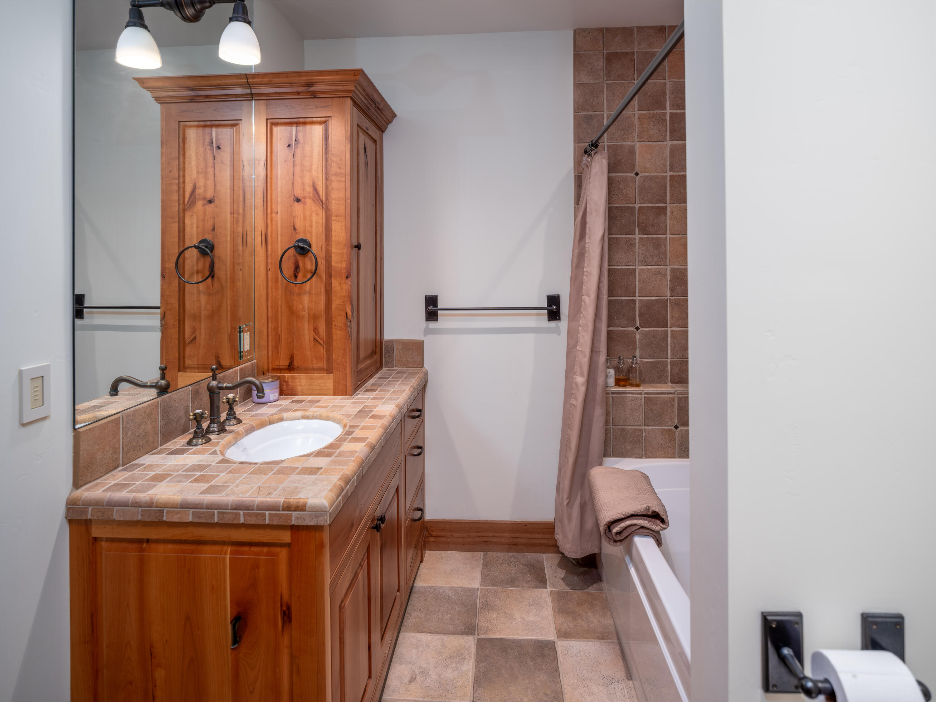 210 South Sunset Ridge Drive Telluride, CO 81435 - Photo 21 of 32 210 S Sunset Ridge Drive-28
