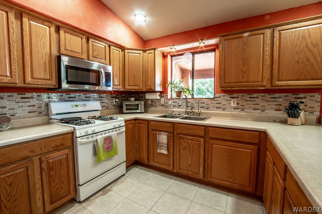 1005 Lance Road Kingman, AZ 86401 - Photo 18 of 47 Gallery Image 18