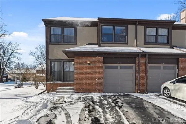 $399,000 | 292 Shadow Bend Drive, Unit 292, Wheeling, IL 60090