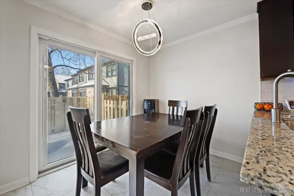 $399,000 | 292 Shadow Bend Drive, Unit 292, Wheeling, IL 60090