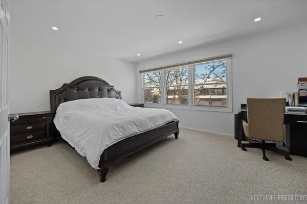 $399,000 | 292 Shadow Bend Drive, Unit 292, Wheeling, IL 60090