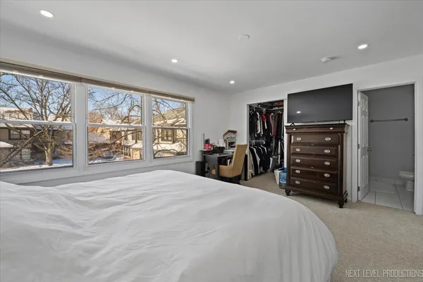 $399,000 | 292 Shadow Bend Drive, Unit 292, Wheeling, IL 60090