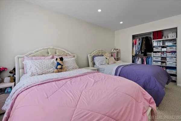 $399,000 | 292 Shadow Bend Drive, Unit 292, Wheeling, IL 60090