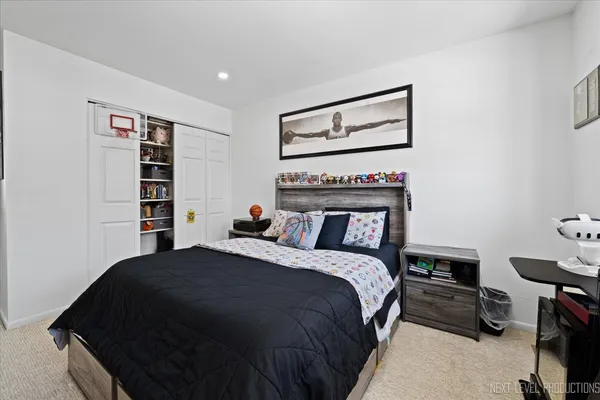 $399,000 | 292 Shadow Bend Drive, Unit 292, Wheeling, IL 60090